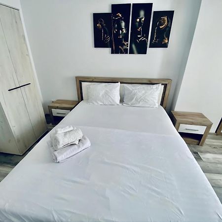 Ultracentral Palas Residence Iasi Extérieur photo